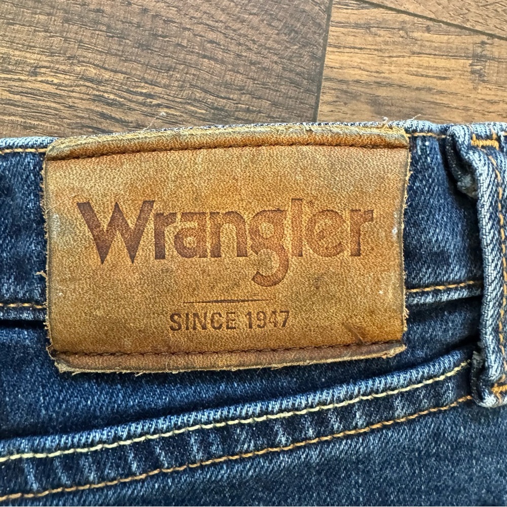 Wrangler Men's Blue Denim Jeans Straight Regular Fit Cotton Button Zip 38X34 - Picture 10 of 10